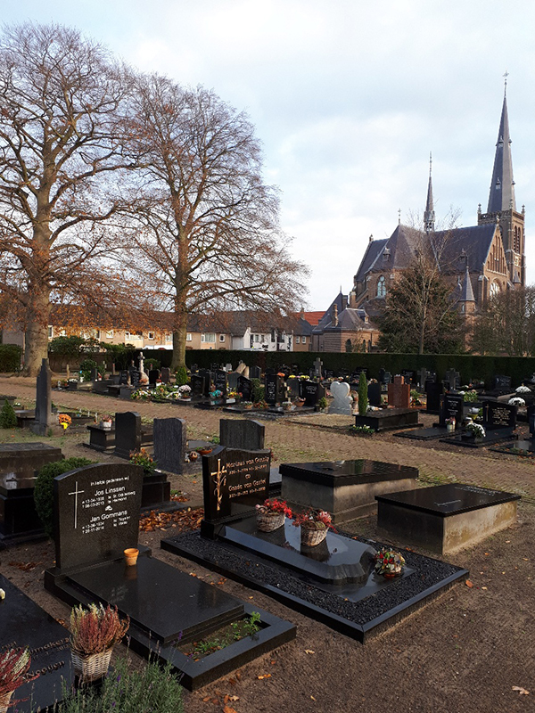 begraafplaats lucia kerk 1